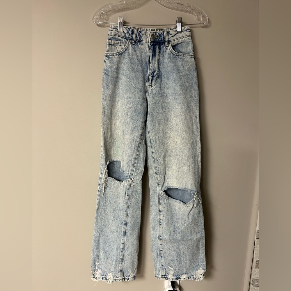 Garage‎ Light Washed Ripped Jeans